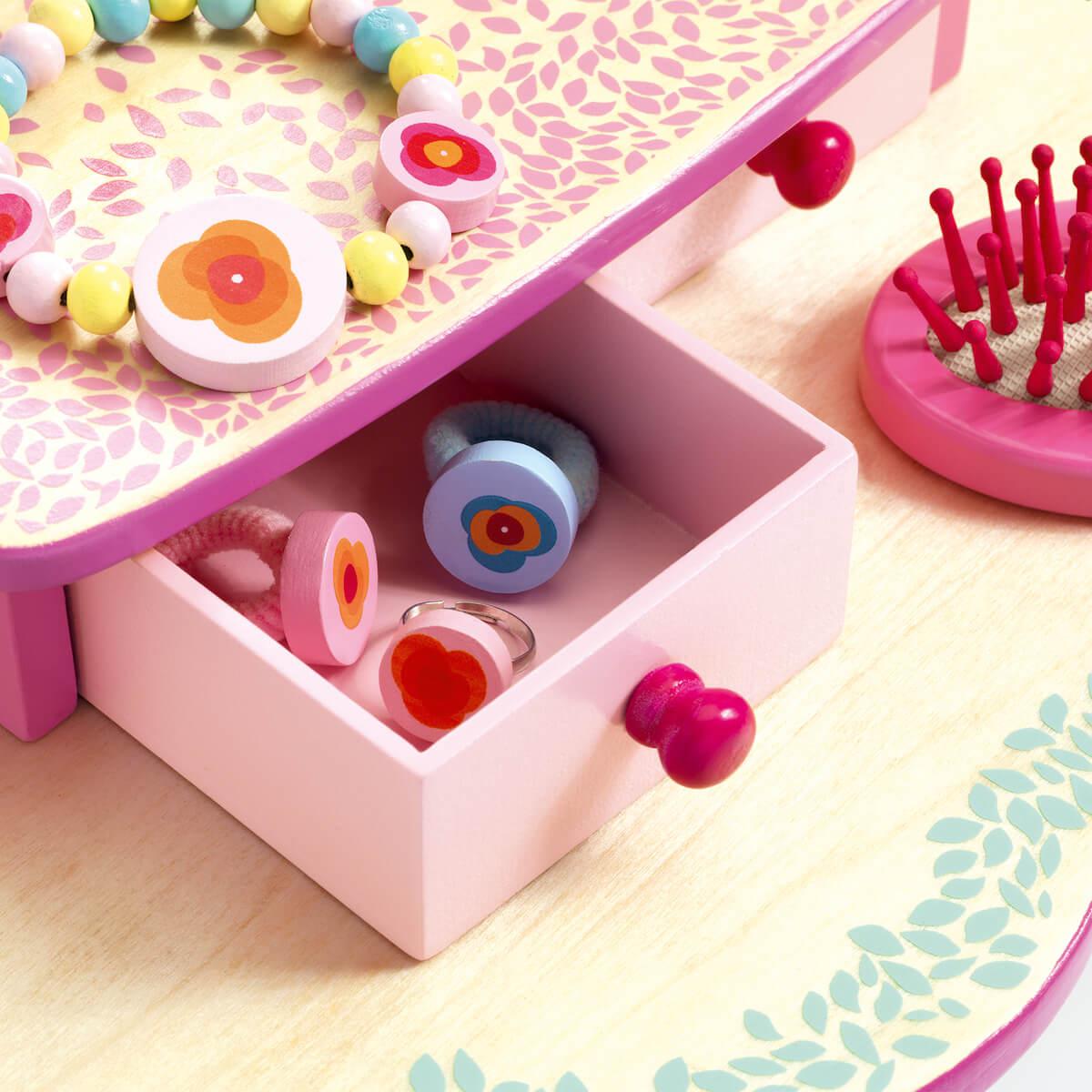 Jeu imitation coiffeuse FLORA Djeco