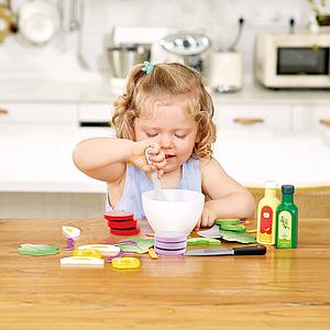Jeu imitation plateau de salade Hape