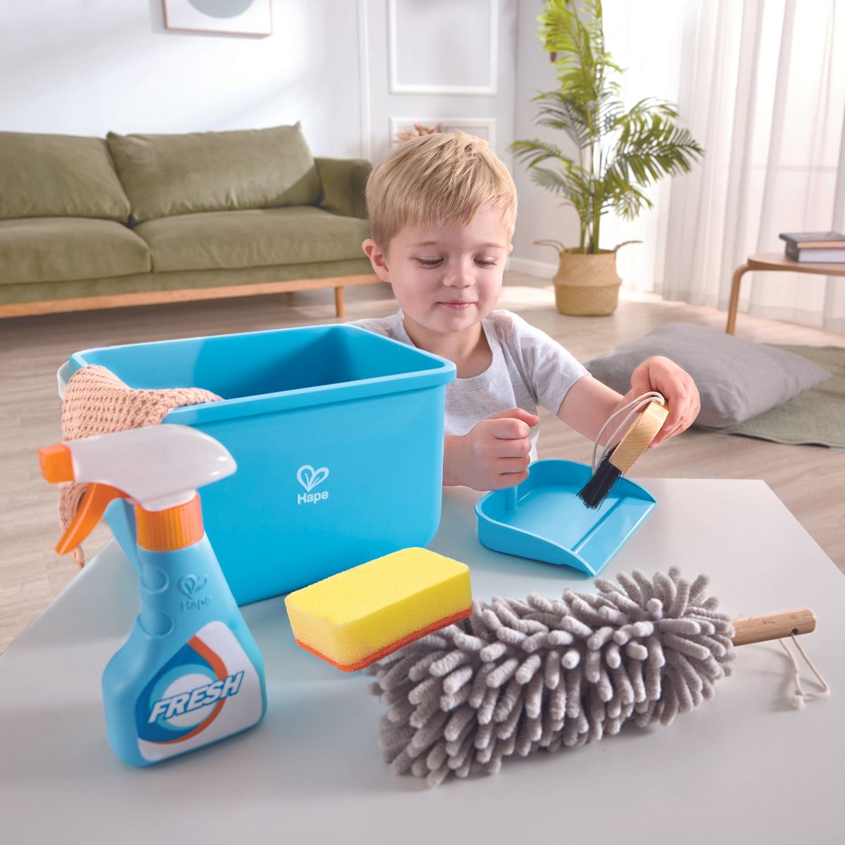 Jeu imitation seau  nettoyer CLEAN UP Hape