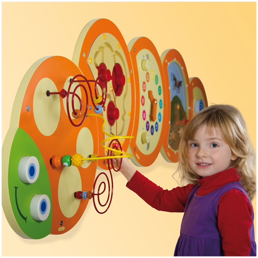 Jeu mural chenille labyrinthe tournant Beleduc