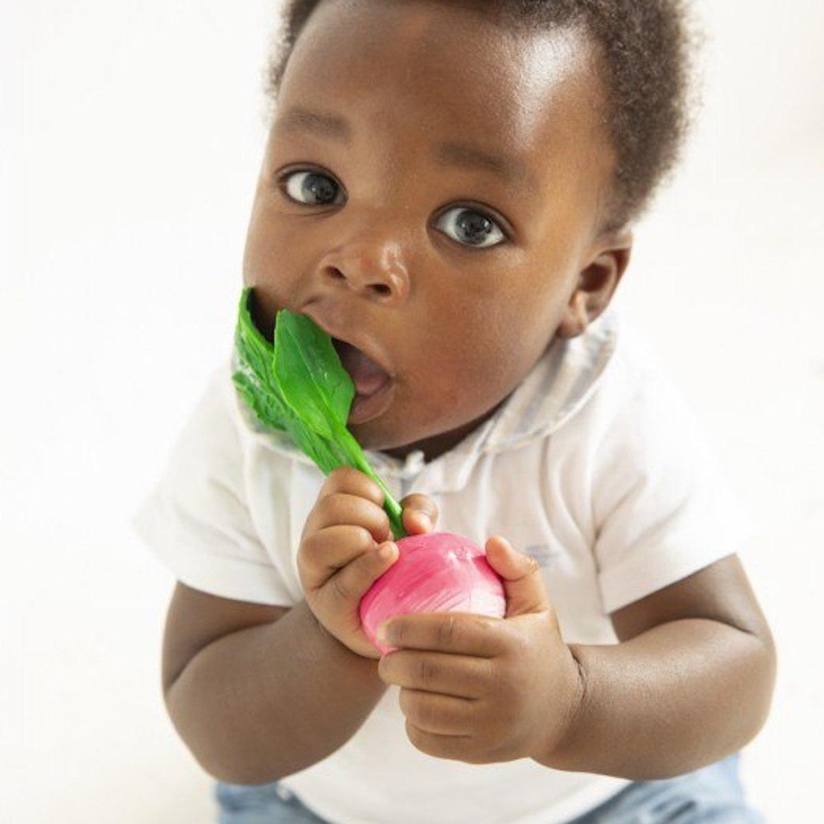 Jouet à mordiller RAMONA THE RADISH Oli and Carol