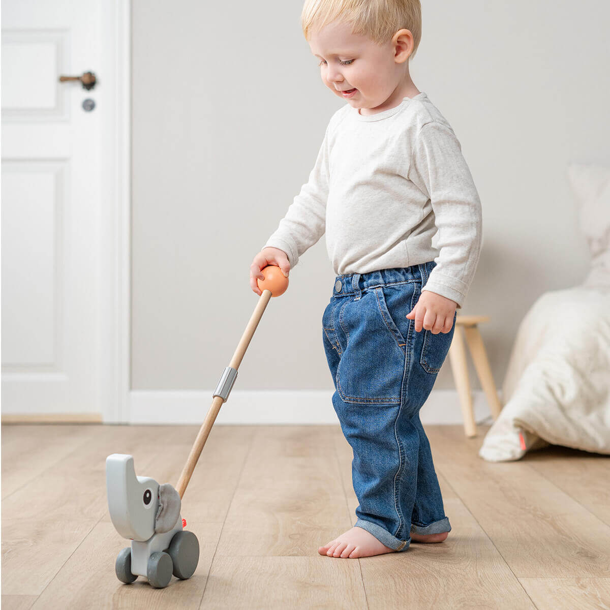 Jouet à pousser ELPHEE Done by Deer Grey