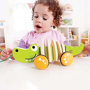 Jouet à tirer CROCODILE Hape