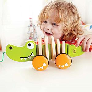 Jouet à tirer CROCODILE Hape