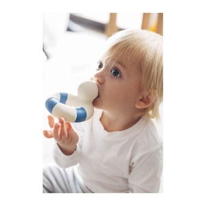 Jouet de bain FLO THE FLOATIE Oli&Carol navy