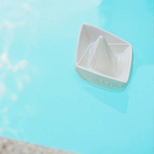 Jouet de bain ORIGAMI BOAT Oli&Carol White