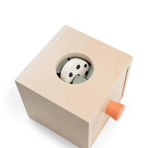 Jouet d’éveil NOZO Done by Deer Colour mix