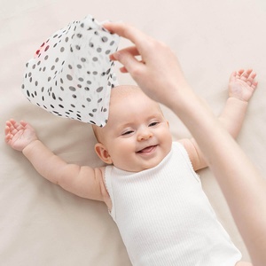 Jouets d’éveil sensoriel BIRDEE Done by Deer Blue