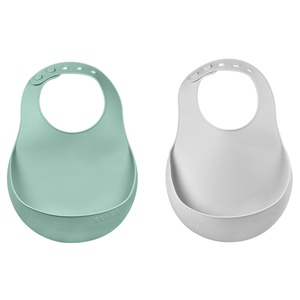 Juego de 2 Baberos silicona Beaba gris verde salvia