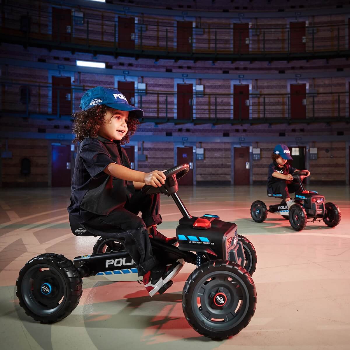 Kart à pédales BUZZY POLICE Berg