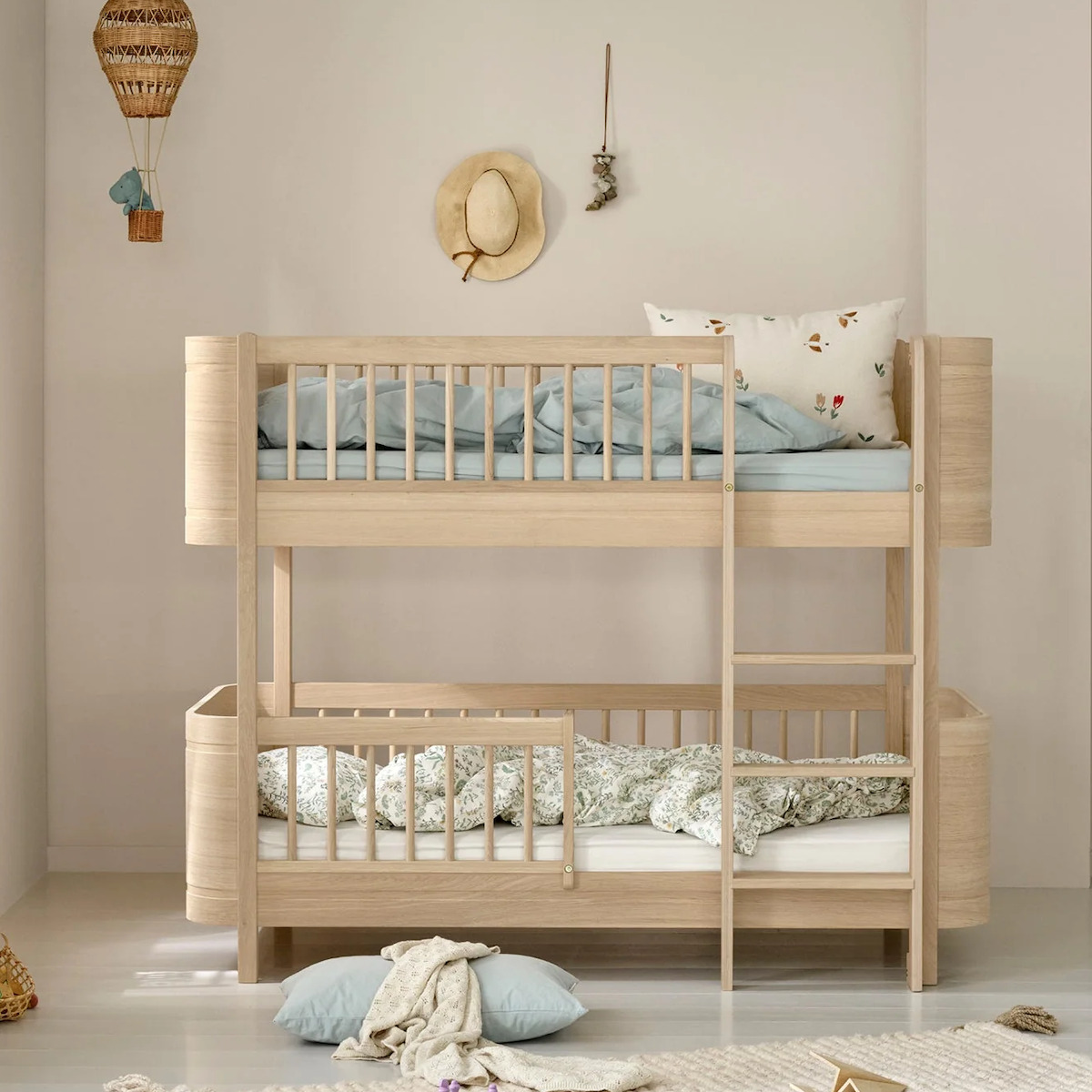Kit transformation Lit bébé + lit junior au lit superposé mi-hauteur Mini+ Oliver Furniture chêne