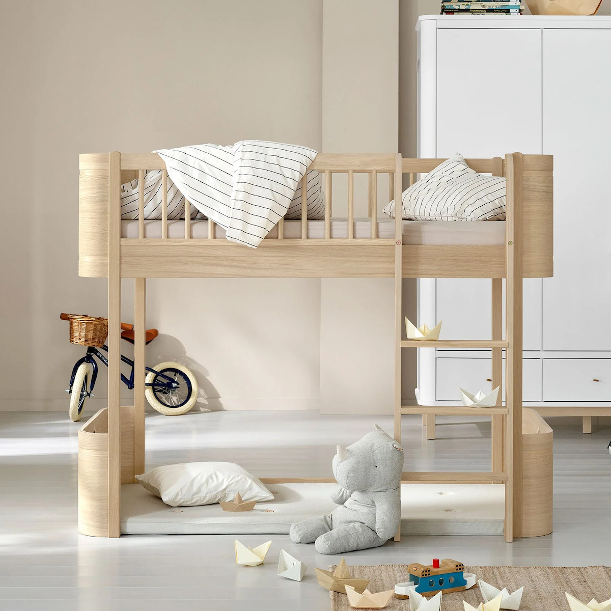 Kit transformation lit junior au lit mezzanine mi-hauteur Mini+ Oliver Furniture chêne
