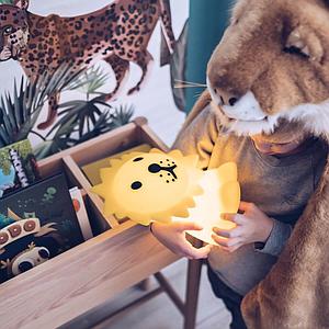 Lampe à poser LION FIRST LIGHT Mr. Maria jaune