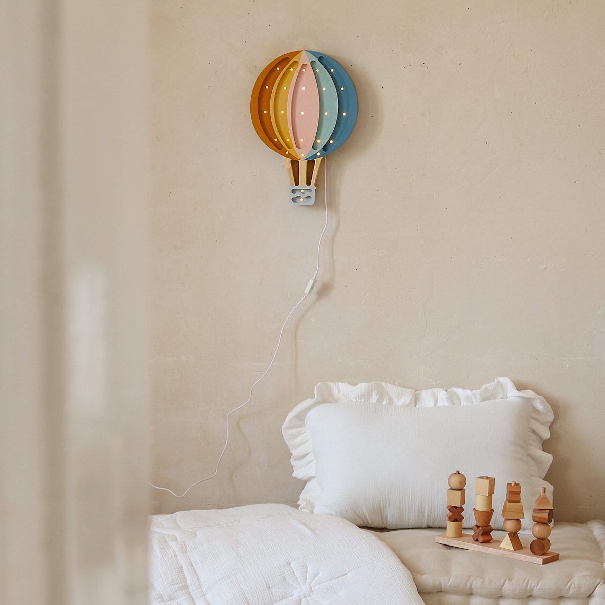 Lampe lumières HOT AIR BALOON Little Lights retro rainbow