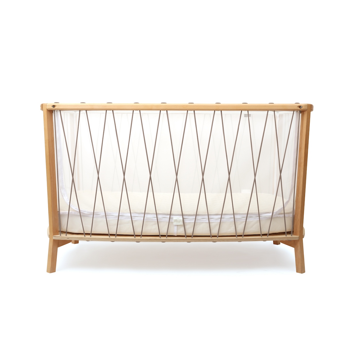 Lit bébé 120cm KIMI Charlie Crane avec matelas mousse hazelnut