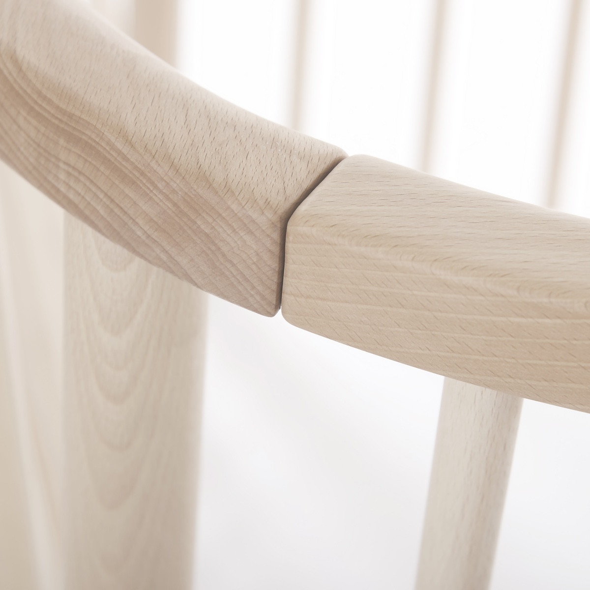 Lit bébé 60x120 TINA en hêtre massif et huile naturelle