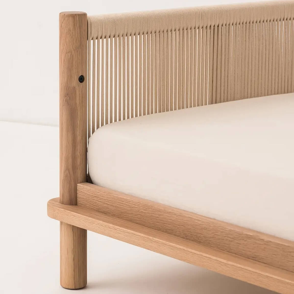 Lit junior 70x140cm LATITUDE Nobodinoz chêne massif