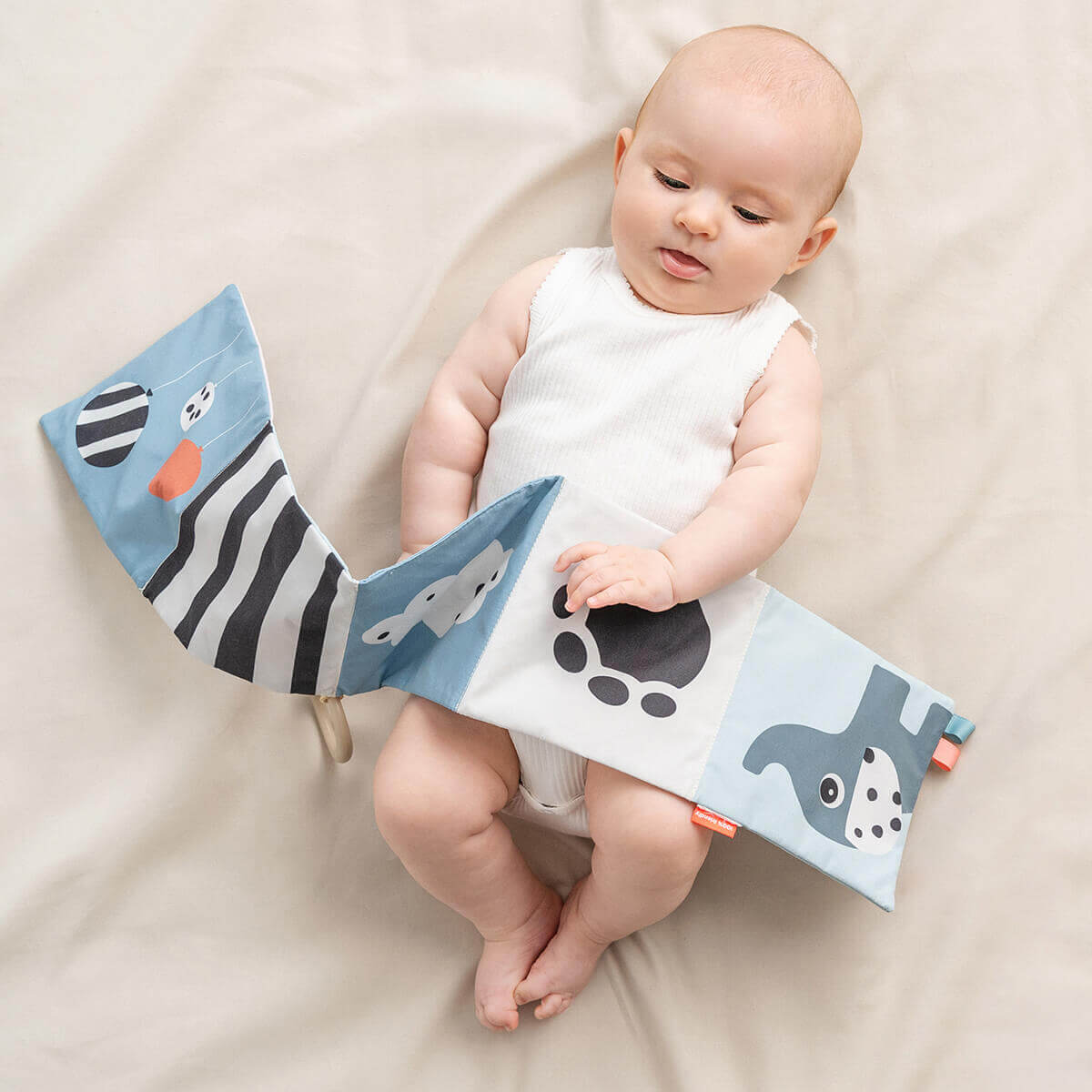 Livre en tissu DEER FRIENDS Done by Deer Colour mix