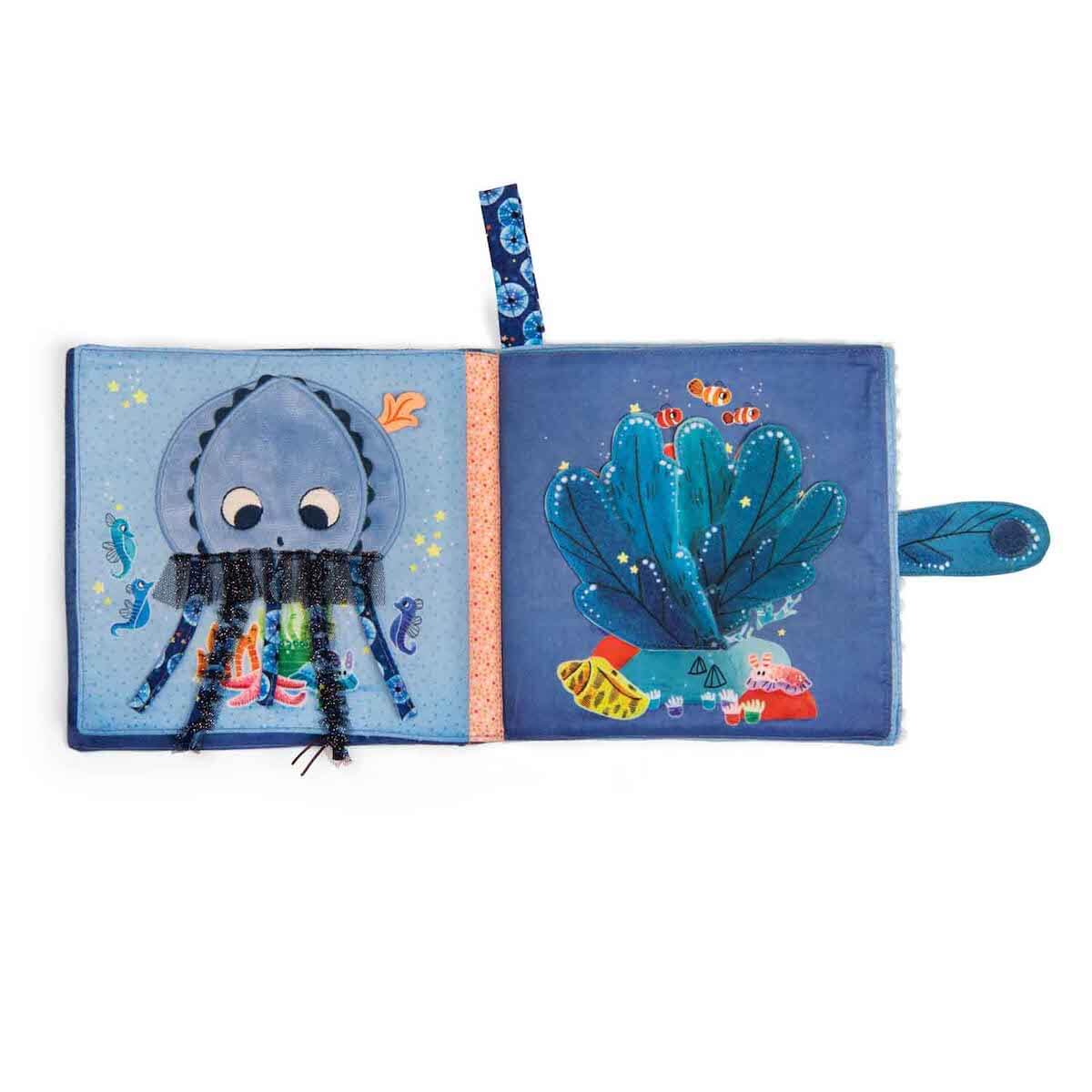 Livre en tissu LES AVENTURES DE PAULIE Moulin Roty