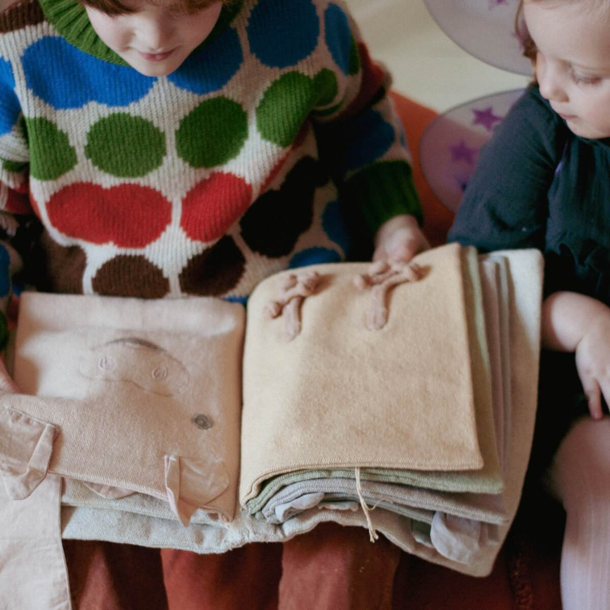 Livre sensoriel ANIMAL CREW 22x28cm Lorena Canals