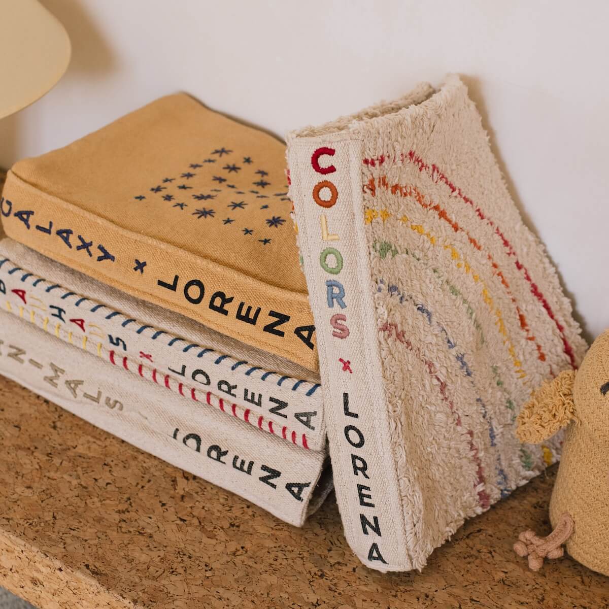 Livre sensoriel GALAXY 22x28cm Lorena Canals