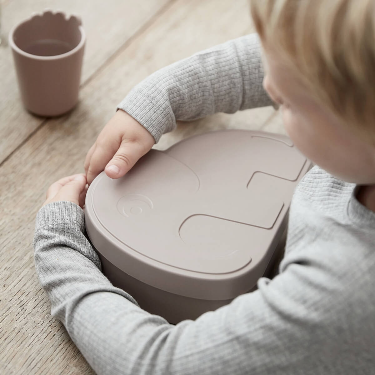 Lunchbox KIDDISH ELPHEE Done by Deer Sand