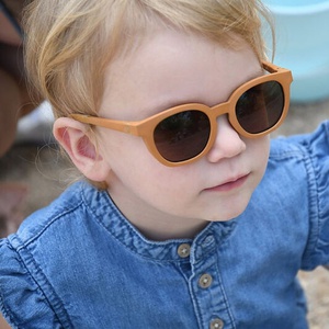 Lunette de soleil 2-4A  SQUARE Beaba bright caramelo 