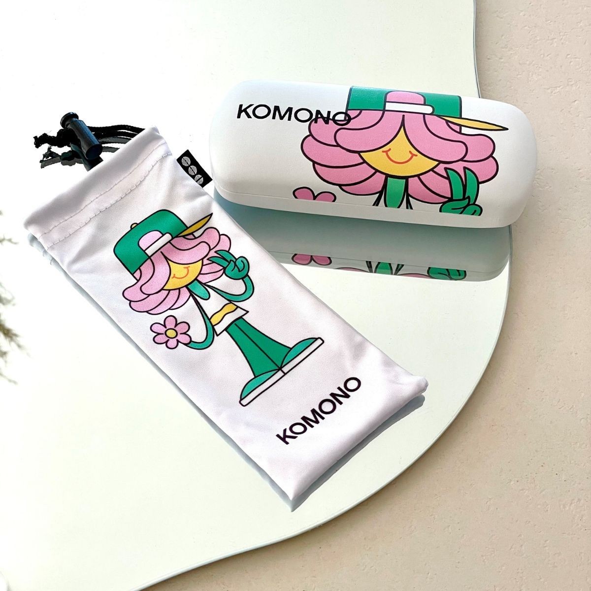 Lunette de soleil 3-5A KIDDOS LOU Komono sky