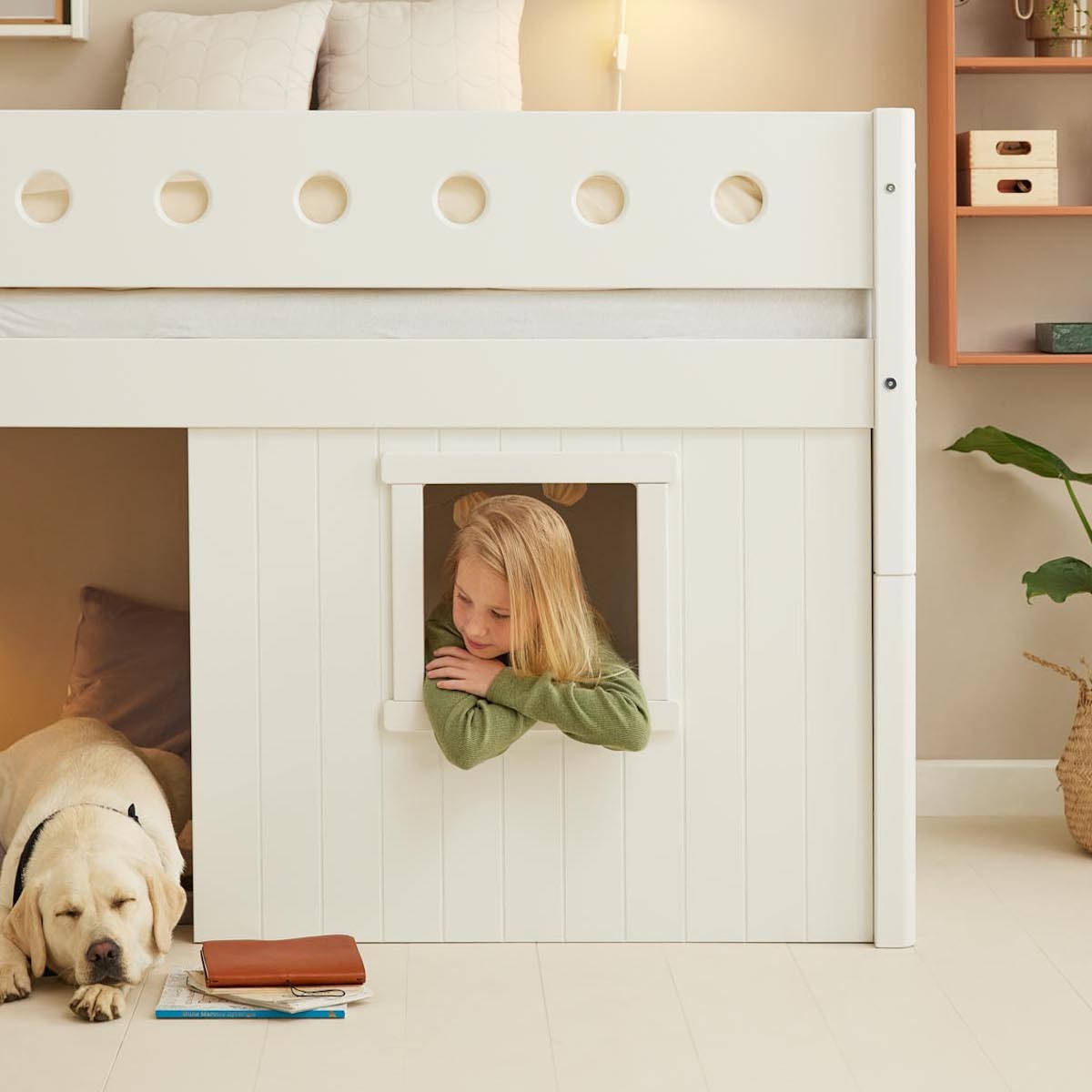 Mid sleeper WHITE 200x90 Sl. ladder & Tree hut White window