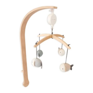 Mobile musical avec jouets en trico Bamboom fish blue