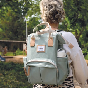 Mochila cambiador Wellington Béaba verde salvia