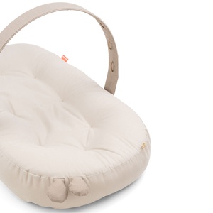Nid douillet avec arche RAFFI Done by Deer Sand
