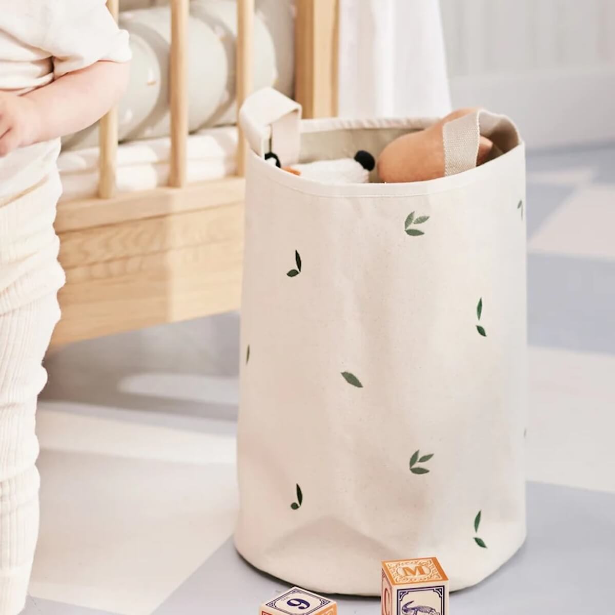 Panier de rangement brodé large Dear April Leaves