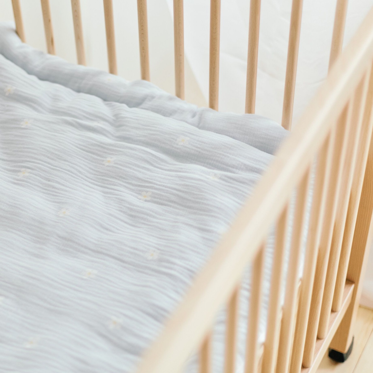 Parc 75x95cm avec roues Childhome hêtre naturel