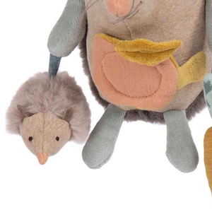 Peluche d'activités à suspendre hérisson TROIS PETITS LAPINS Moulin Roty