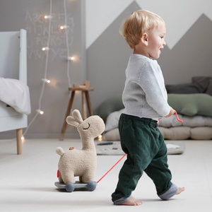 Peluche d'activités LALEE Done by Deer Sand