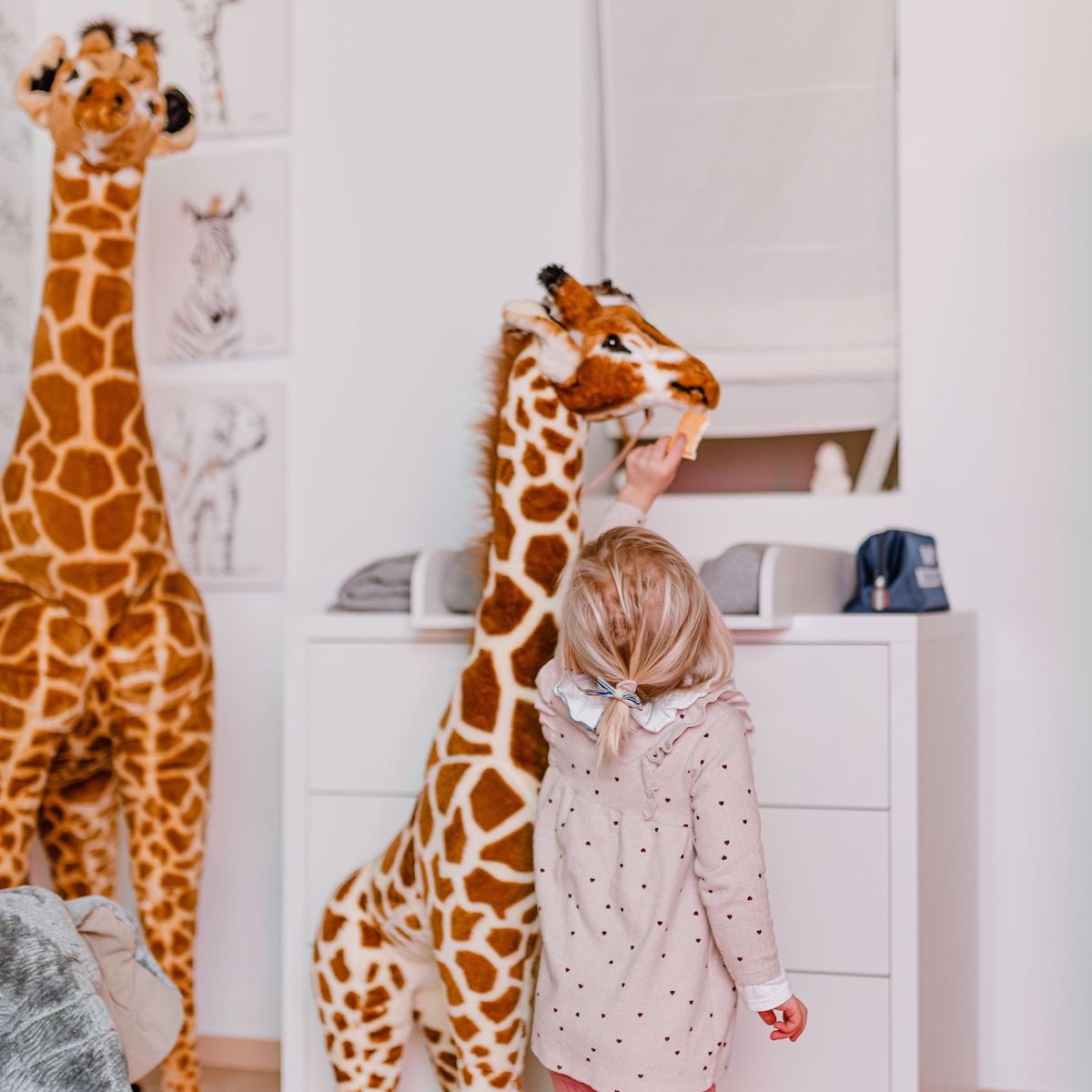 Peluche géante girafe 135cm Childhome