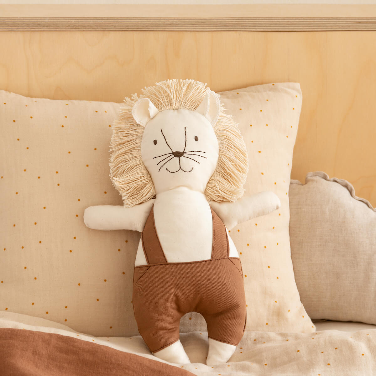 Peluche lion GARDENER Nobodinoz