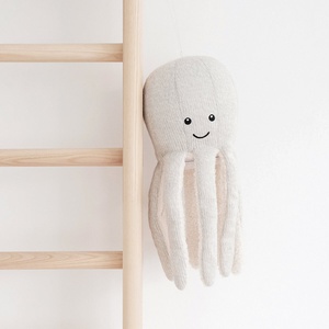 Peluche musicale Bluetooth speaker OLLY Flow Amsterdam gris