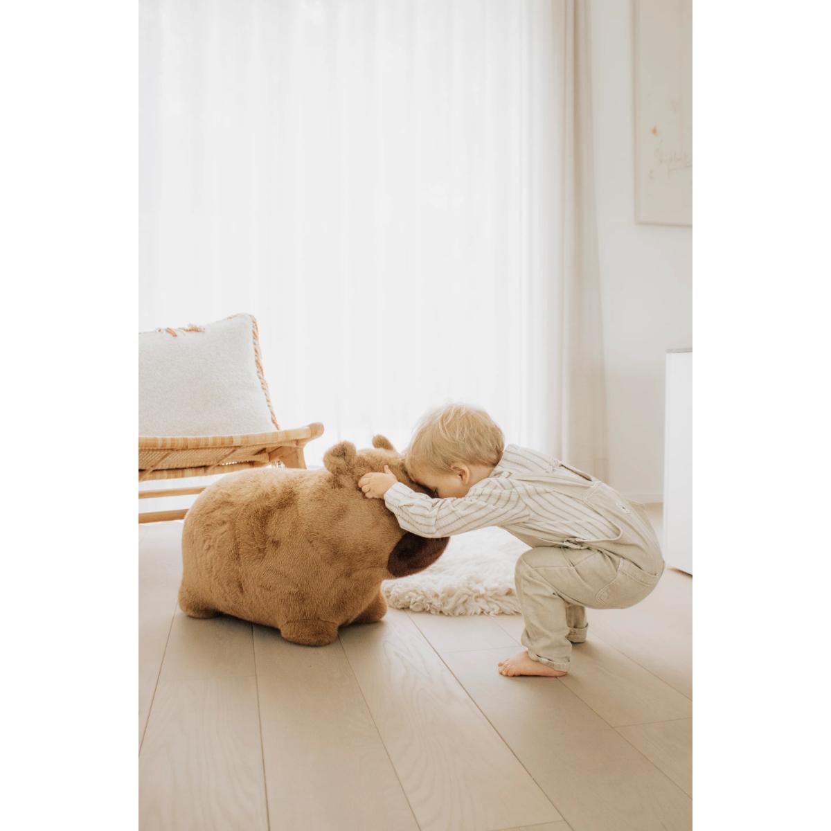 Peluche sauteuse CAPYBARA Wild & Soft