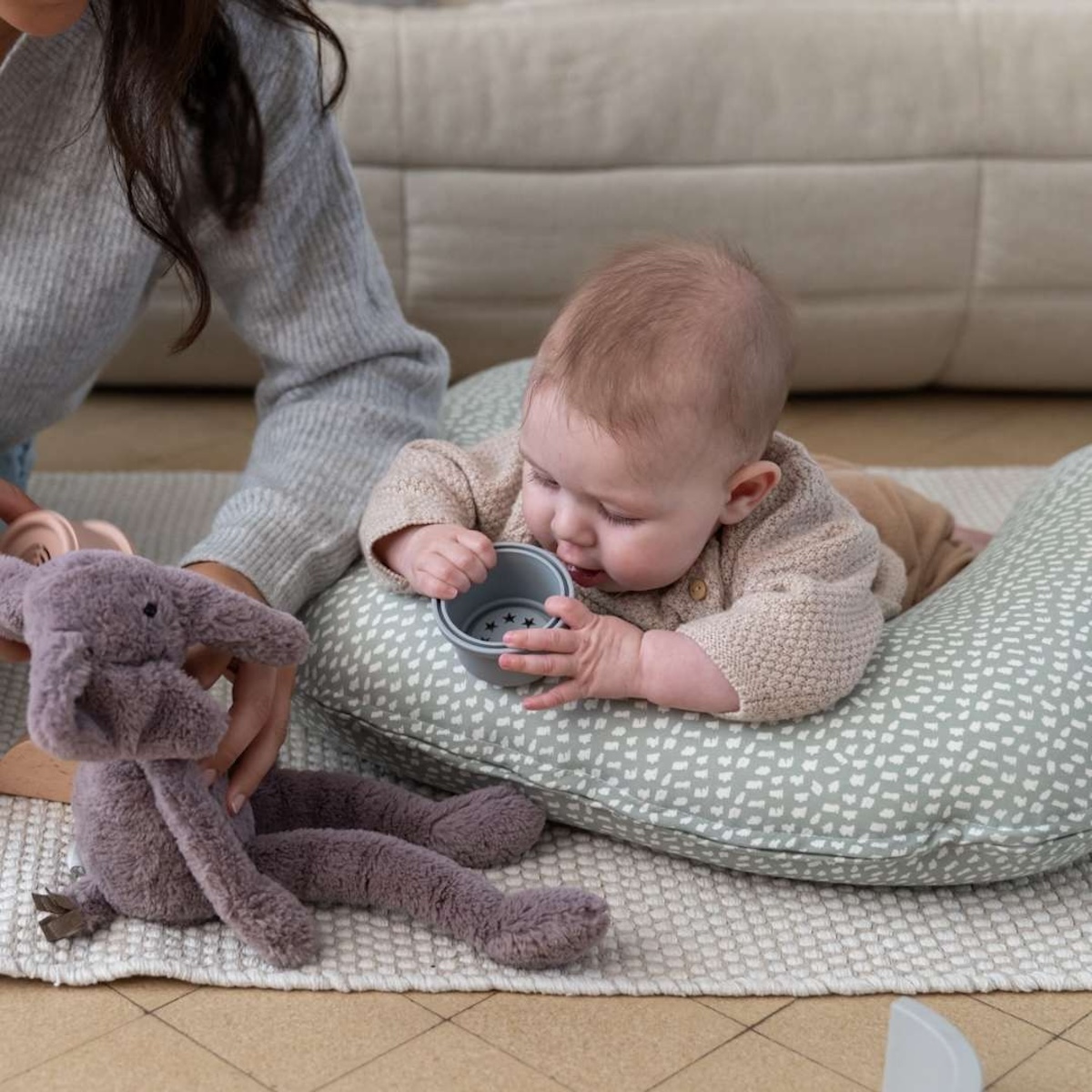 Petit coussin allaitement SOFTY Doomoo Cloudy kaki