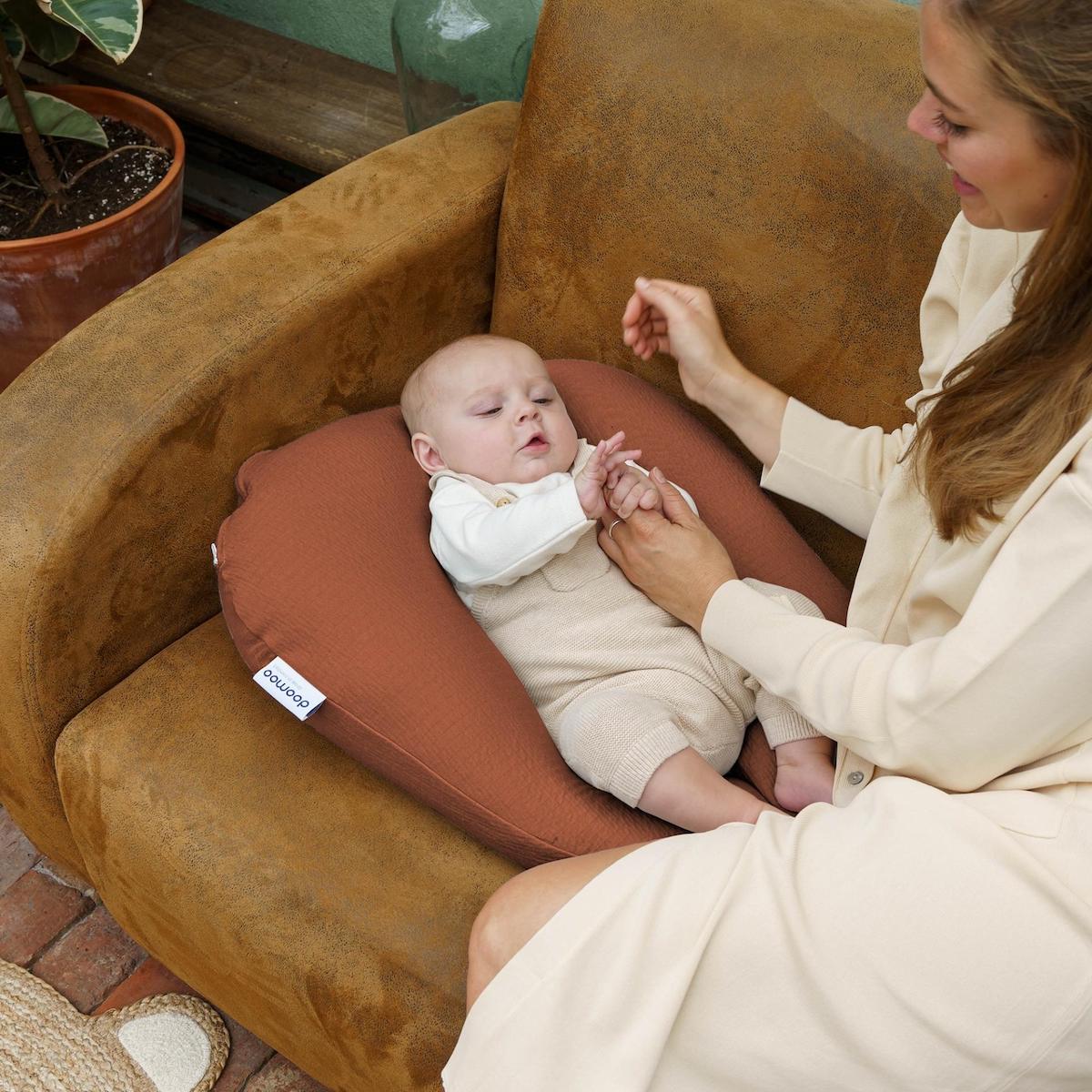 Petit coussin allaitement SOFTY Doomoo Tetra Jersey Terracotta