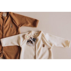 Pijama TEDDY bordado 62-68cm Wooly Organic natural crudo