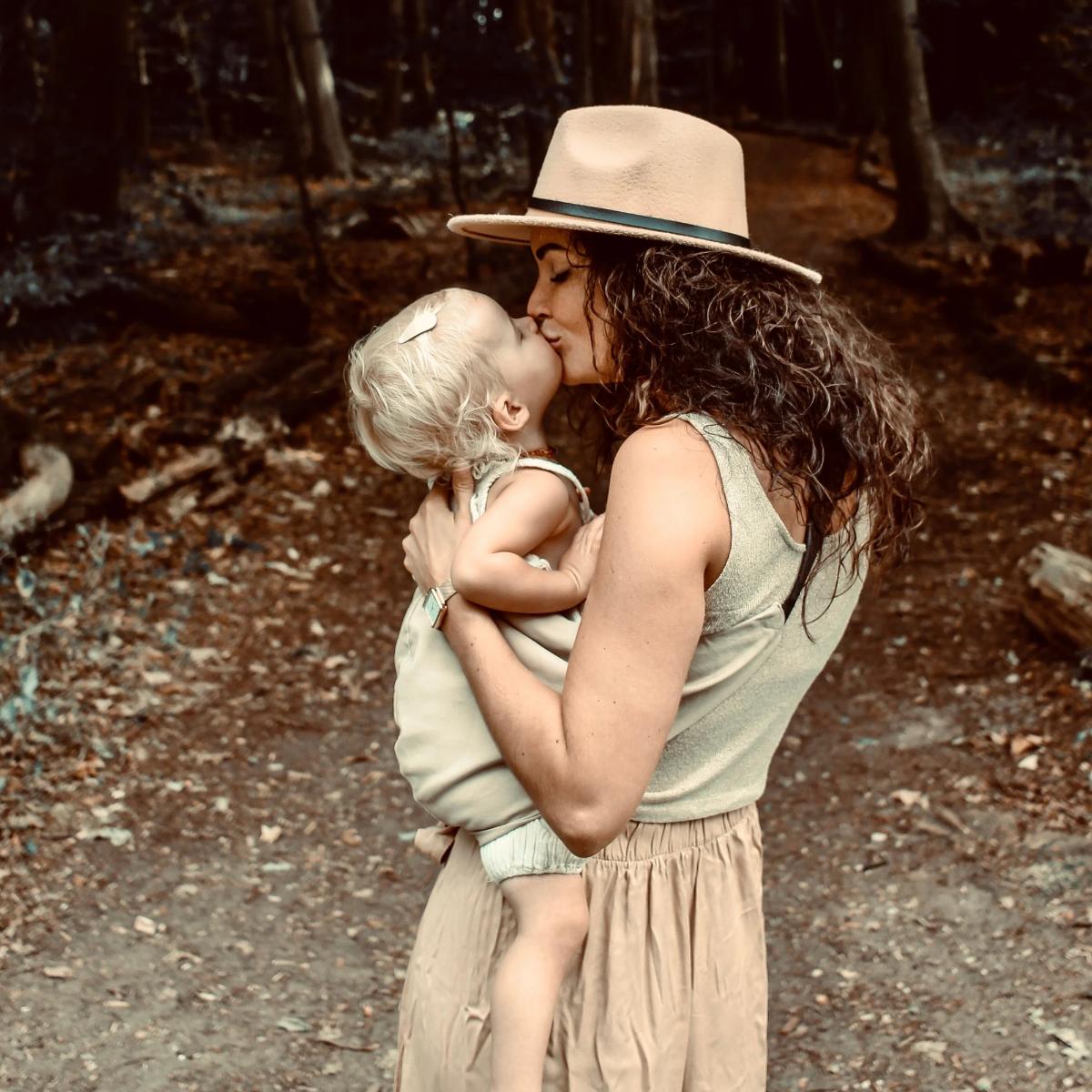 Porte-bébé écharpe MAIN Wildride beige