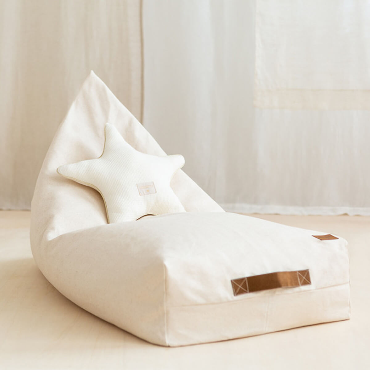 Pouf enfant OASIS Nobodinoz Natural