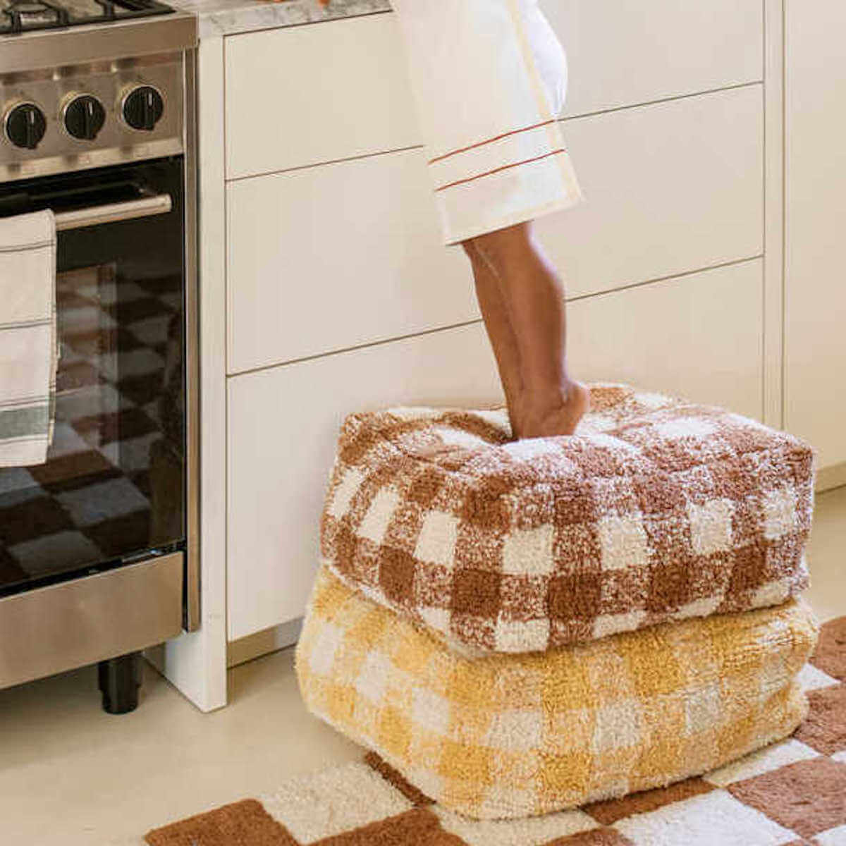 Pouf LITTLE CHEF Lorena Canals Vichy-Honey