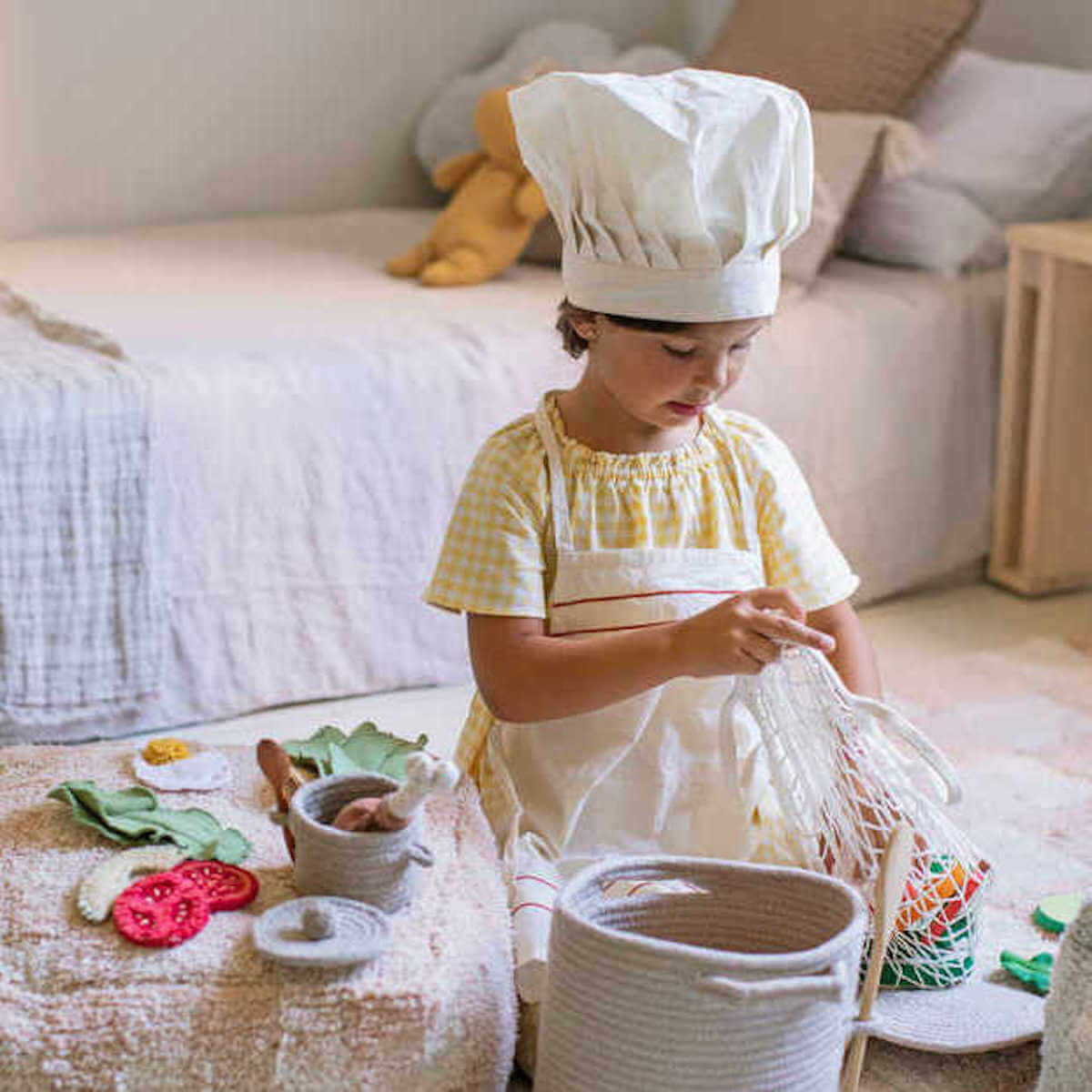 Pouf LITTLE CHEF Lorena Canals Vichy-Rose