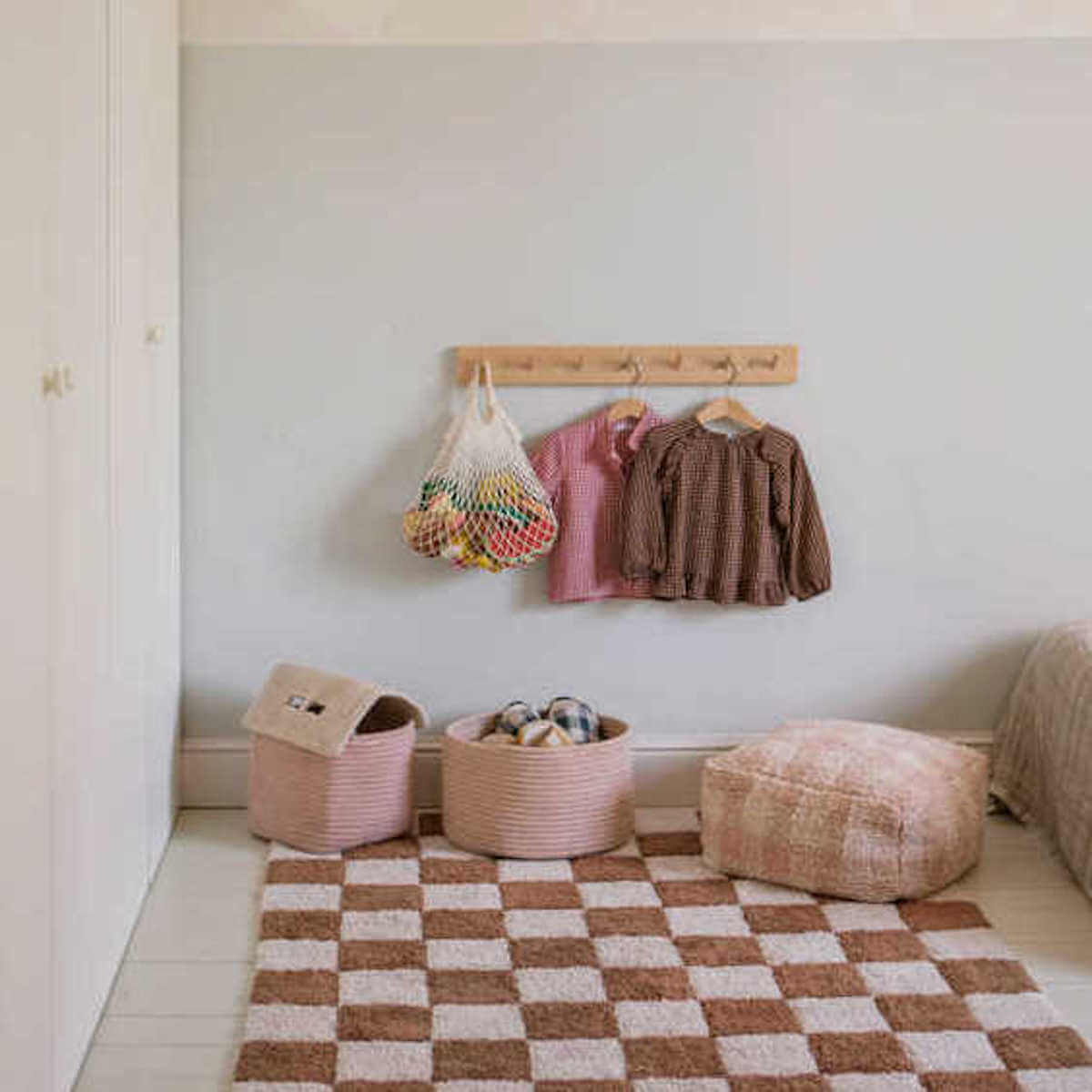 Pouf LITTLE CHEF Lorena Canals Vichy-Rose