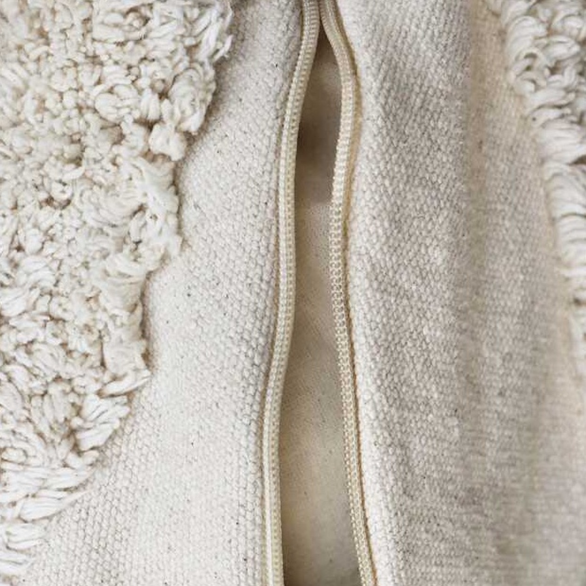 Pouf MR. SNAIL 35x95x45cm Lorena Canals