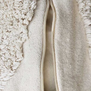 Pouf MR. SNAIL 35x95x45cm Lorena Canals